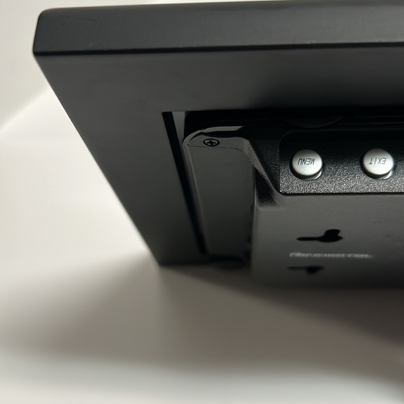 PANDIGITAL 7” PHOTO FRAME WITH REMOTE with battery. Also with electrical plug. - Picture 7 of 10